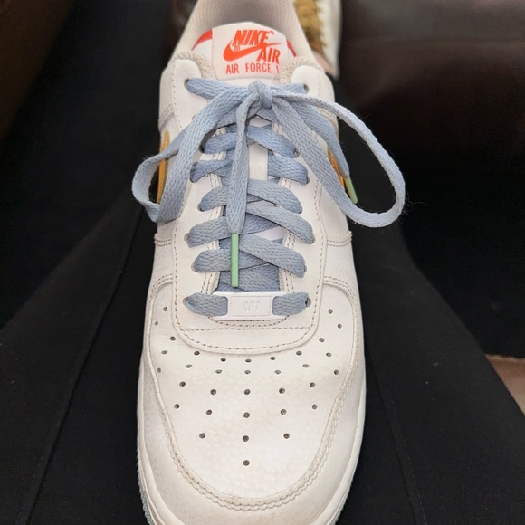 AIR FORCE 1 '07 LV8
"Be Kind" mens sz 7.5 women’s as 9 - Picture 2 of 9